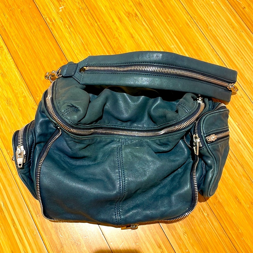 Alexander Wang Jane bag in navy… chunky zippers galore!